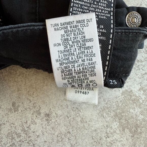 7 For All Mankind Black Ankle Skinny Jean Size 25 - Picture 8 of 8